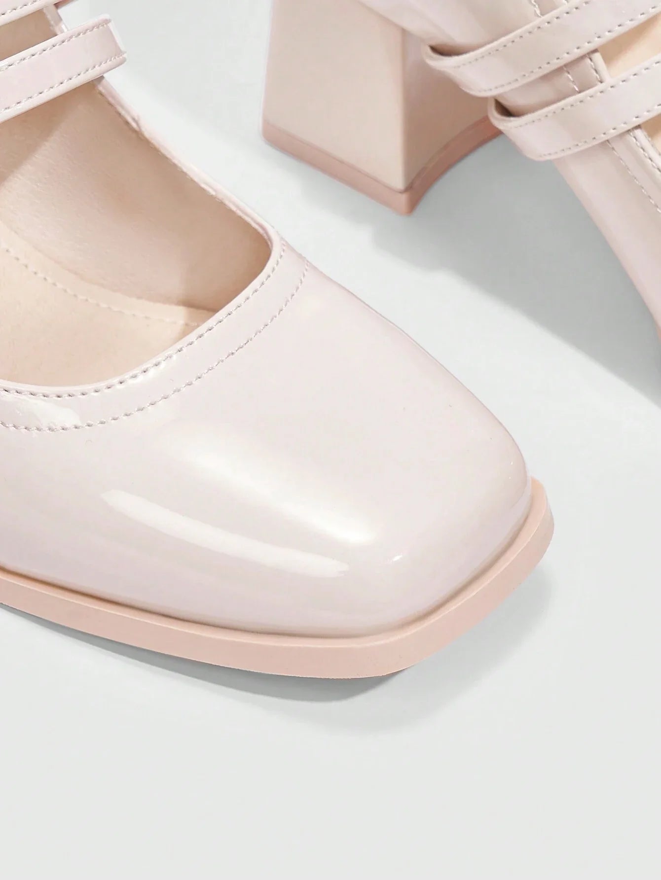 CUCCOO DOLLMOD Chaussures à talons